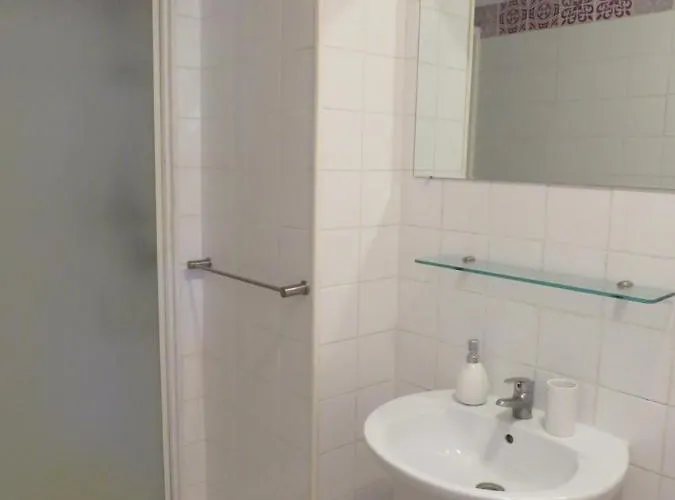 Ripaud D'hote Apartment *